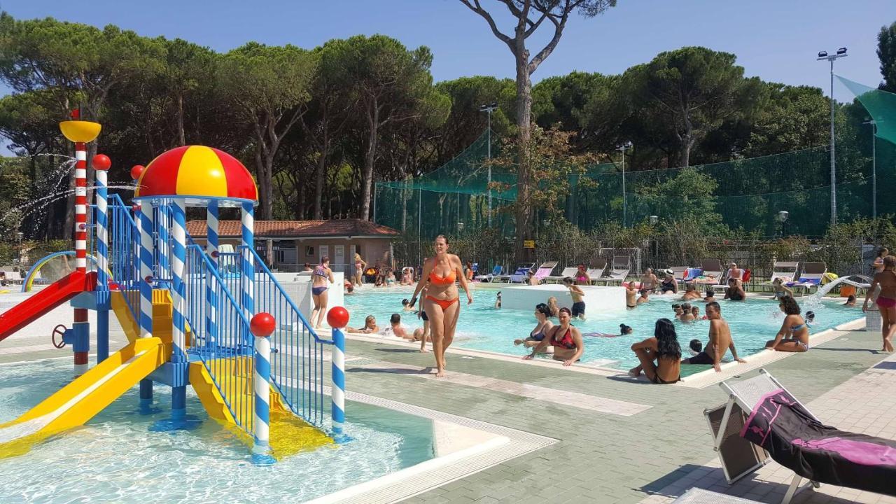 Mipro Mobilhome Lido di Spina Buitenkant foto