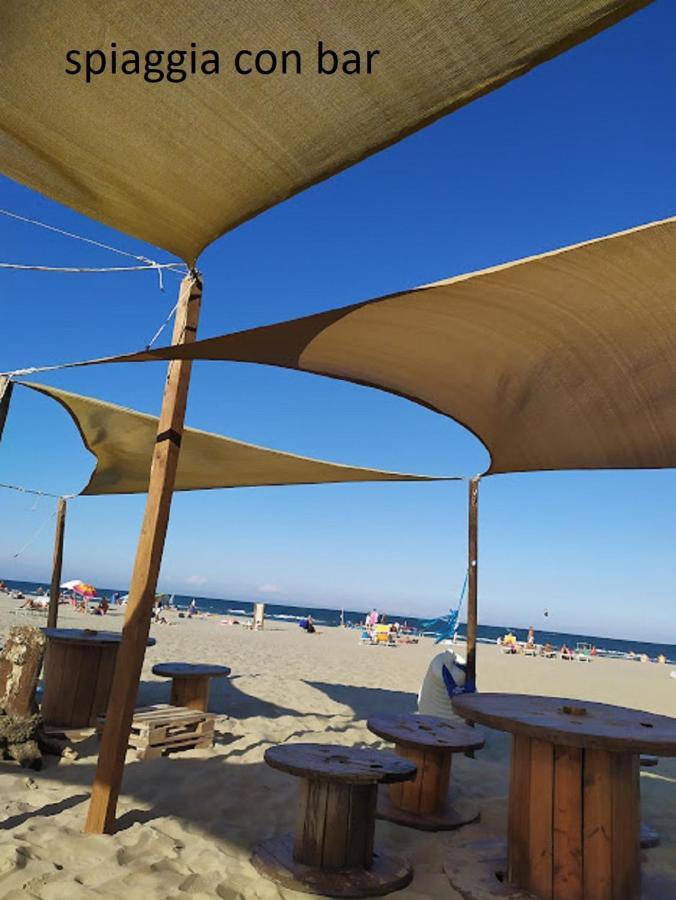 Mipro Mobilhome Lido di Spina Buitenkant foto